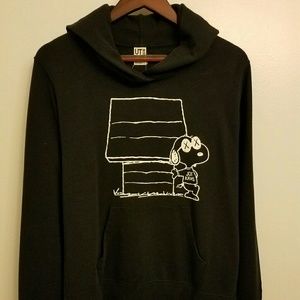 kaws x peanuts sweatshirt